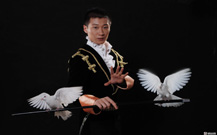 青島魔術(shù)表演的開業(yè)照片